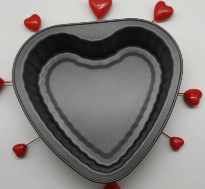 Heart Cake Pan 27.5 X 26.5 cm - Image 3